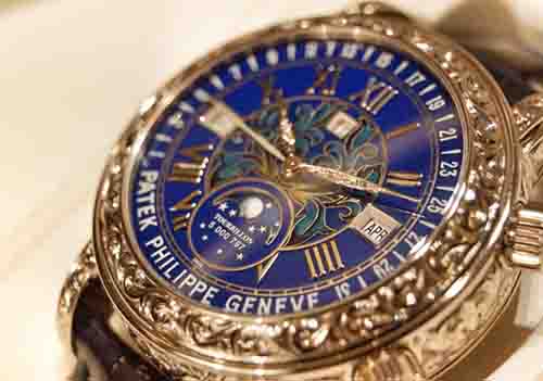 天梭手表保养一般多少价格？