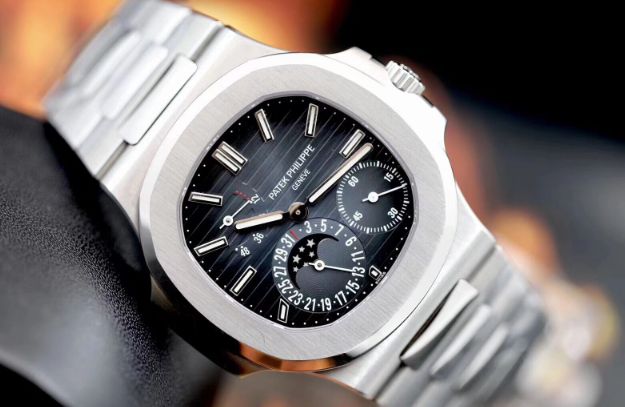 天梭手表起雾的解决方法（图2）